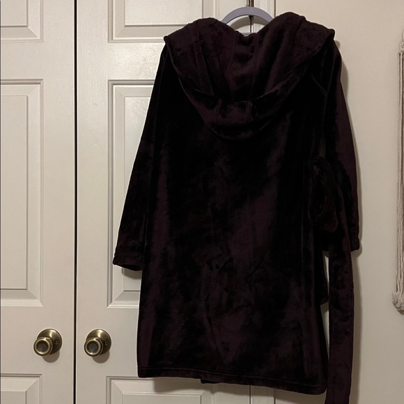 UGG PURPLE ROBE SIZE S - Picture 4 of 4